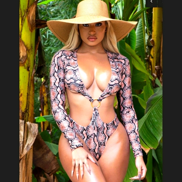 matte collection Other - Snake print cut out long sleeve swimsuit